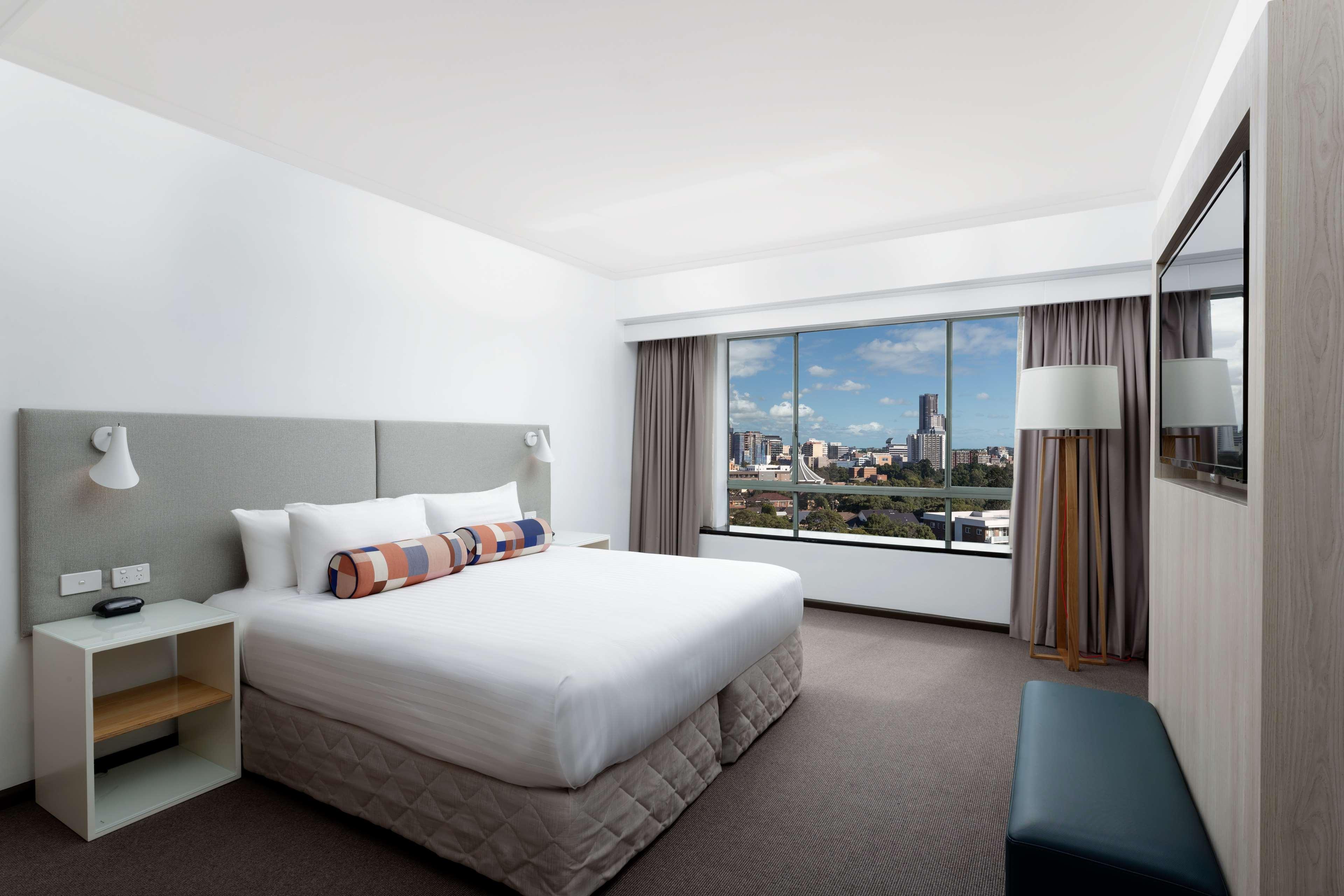 Rydges Parramatta Hotel Екстериор снимка